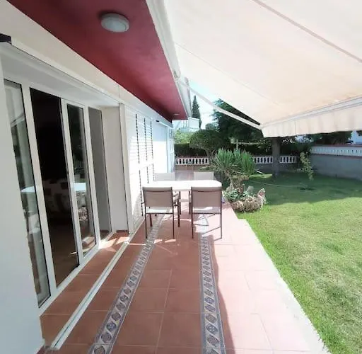 Casa Ginesta - Martinet 度假居